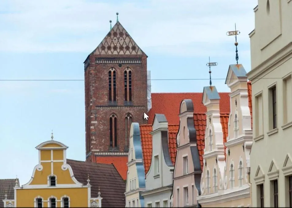 Appartment Ferienwohnung mit großer Terrasse Ohlerich Speicher Wismar-1